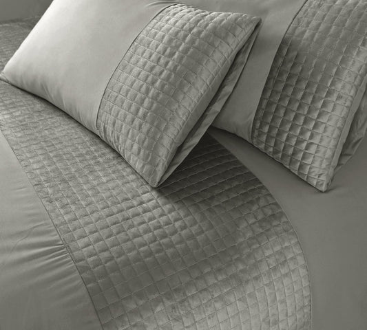 Velvet Band Quilt Cover Set Soft Microfiber with Quilted Square - 3Pcs